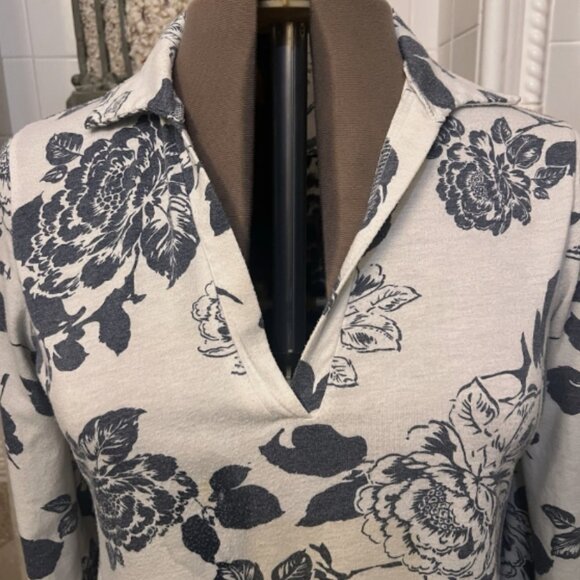 Unbranded. Sz XL. Asymmetrical Floral Animal Gray Black White 3/4 Sleeve. B73 - Picture 3 of 4